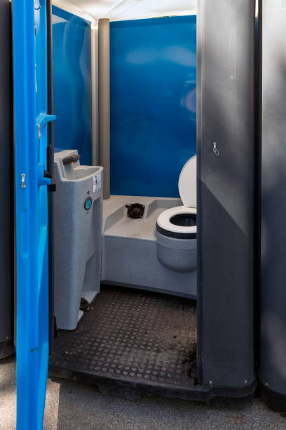 Best Portable restroom trailer rental  in Country Walk, FL